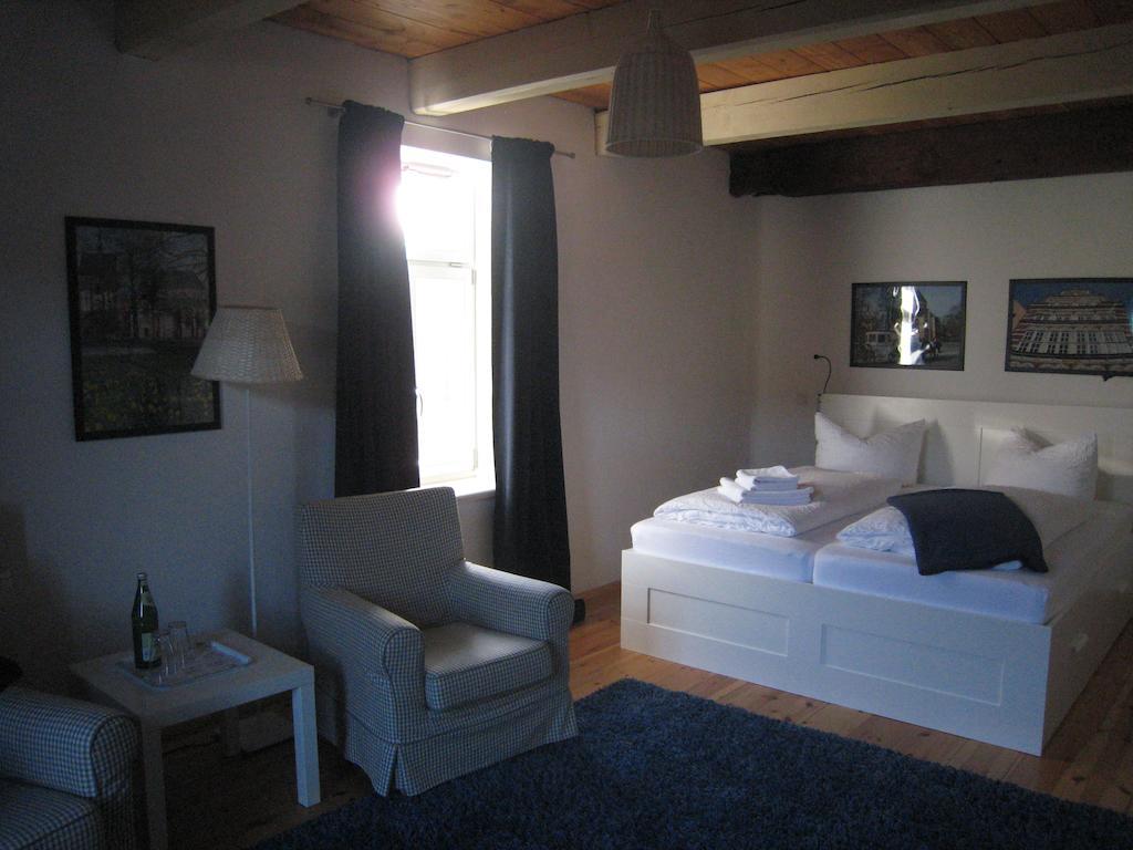 Hotel To'N Schlagboom Schillig Pokoj fotografie